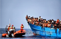 Chìm thuyền ngoài khơi Libya, hàng chục người di cư thiệt mạng